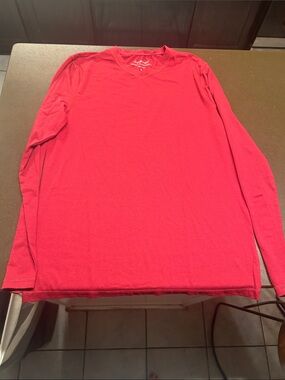 Cuddl Duds Men's Long Sleeve V-Neck pajama Shirt - Red